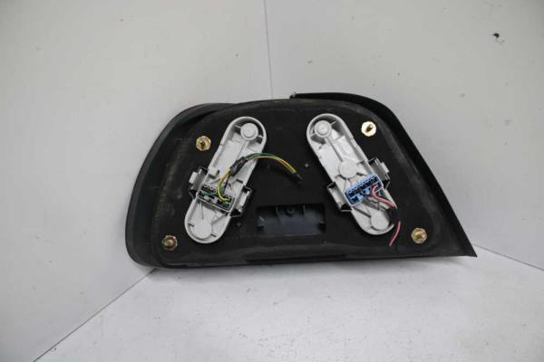 FEU ARRIERE DROIT VOLVO S40 -2004 - Vue 2